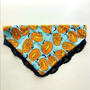 Pumpkin bandana